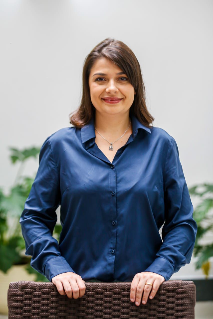 Dra. Alessandra Munhoz